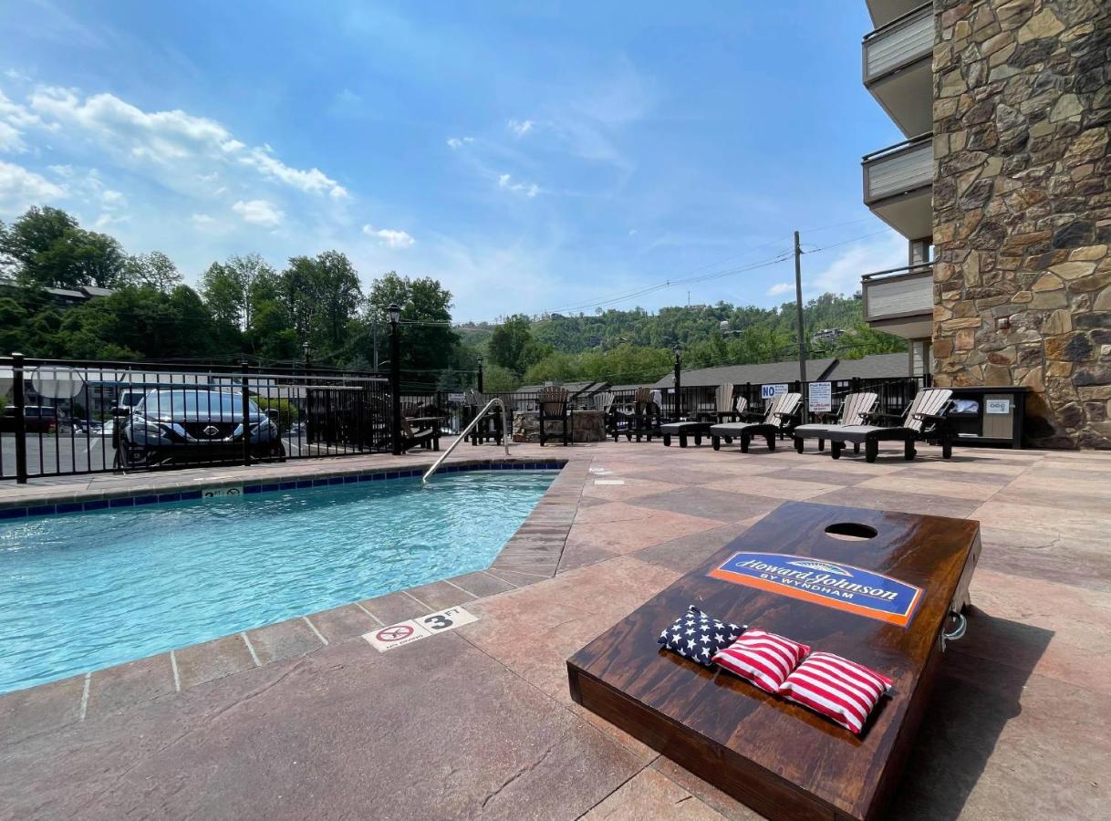 Howard Johnson By Wyndham Downtown Gatlinburg Exterior foto