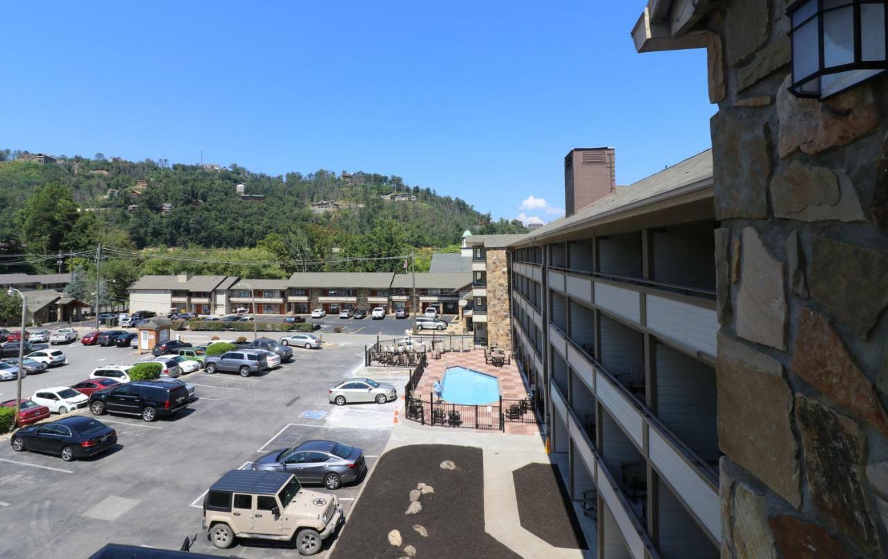 Howard Johnson By Wyndham Downtown Gatlinburg Exterior foto